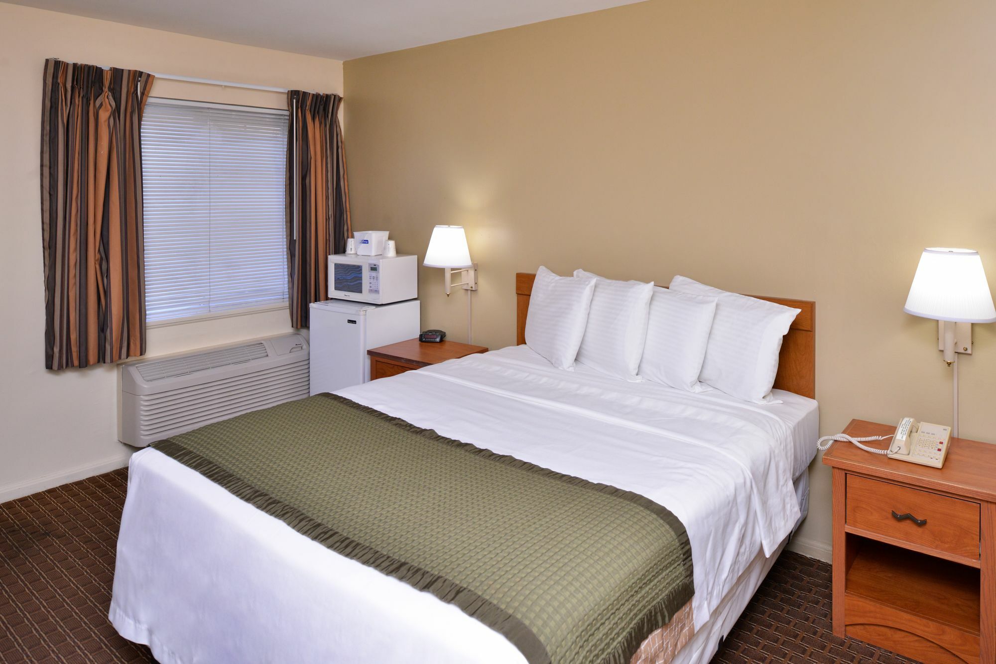 Travelodge By Wyndham Eugene Downtown/University Of Oregon Luaran gambar
