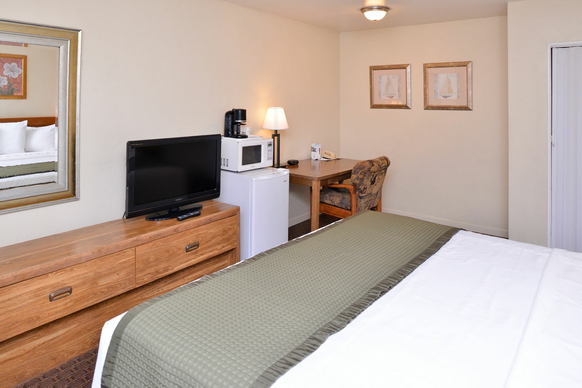 Travelodge By Wyndham Eugene Downtown/University Of Oregon Luaran gambar